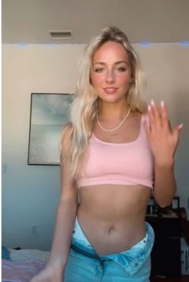 Natalie Reynolds Hot Sexy Tiktok Video Influencers Gonewild