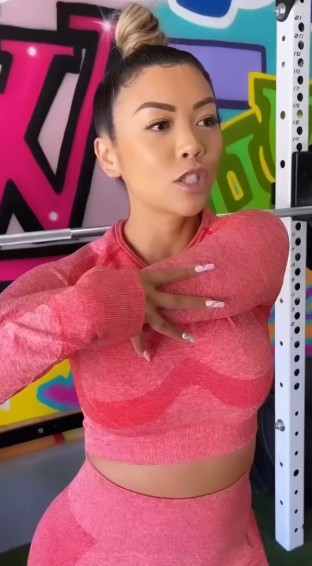 LianeV Hot sexy sporty video