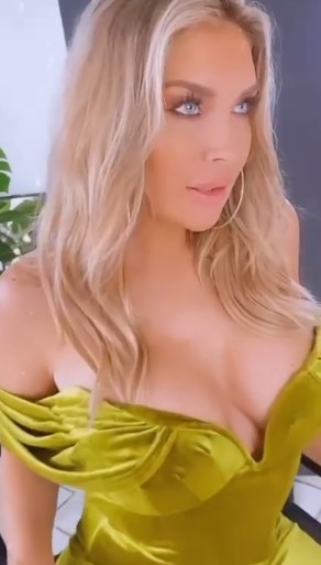 Missbrooke lyn Hot Photoshoot video