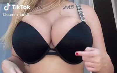 Camm landi Hot Sexy Tits Video