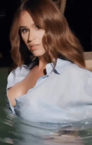 Yanet Garcia Hot New Onlyfans Video