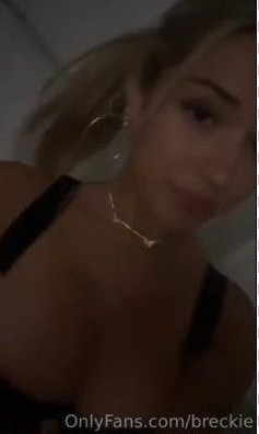 Breckie Hill hot lingerie Onlyfans Video